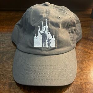 Grey Disney Dad’s hat with Mickey Mouse and Walt Disney